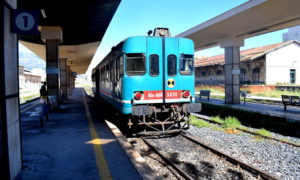 Treno Aln 668 linea ferroviaria Trapani-Marsala 2019